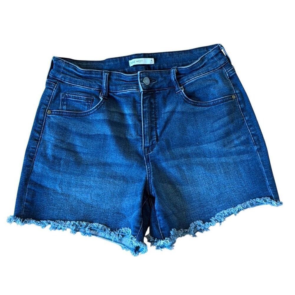 Nine West dark wash blue 5” raw hem shorts size 6